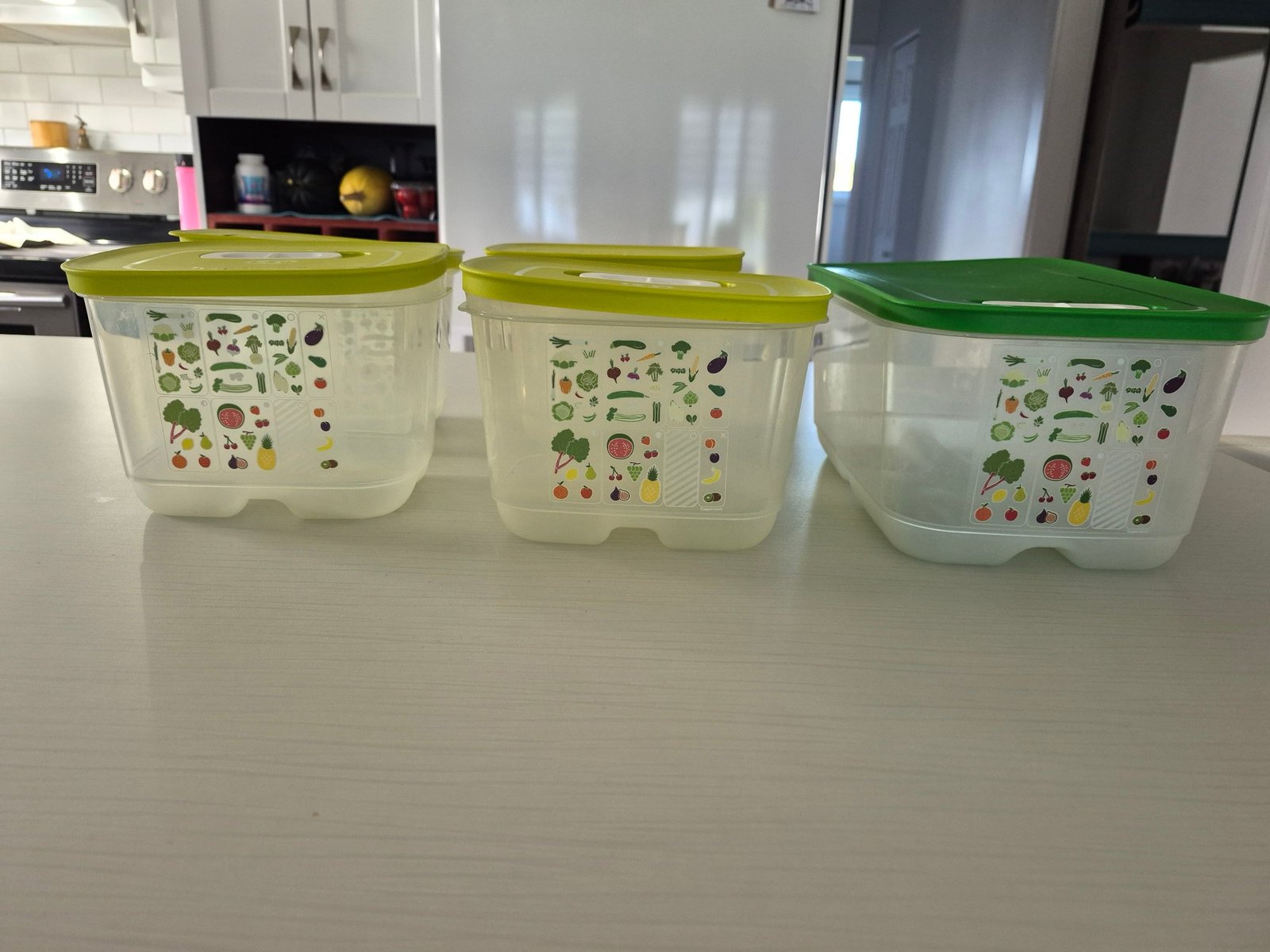 Tupperware containers to store lettuce/veggies in refrigerator